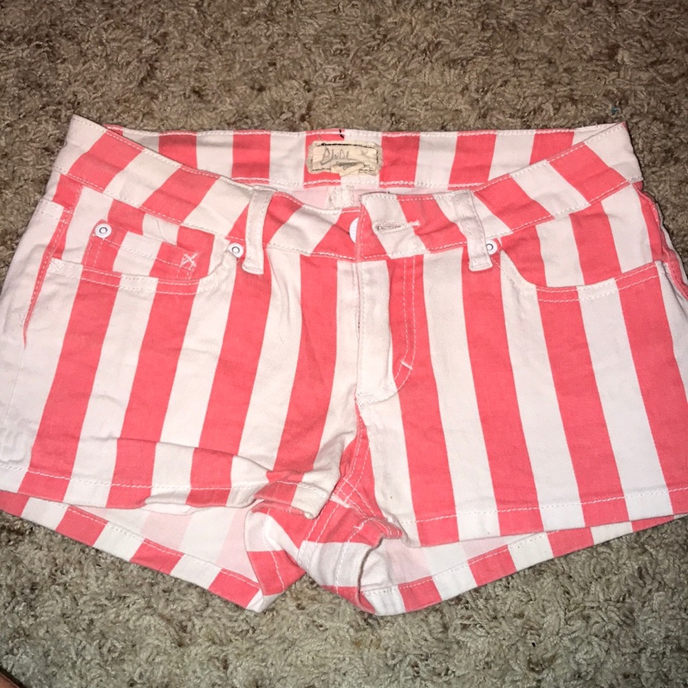 Jean shorts. Size Small peachy